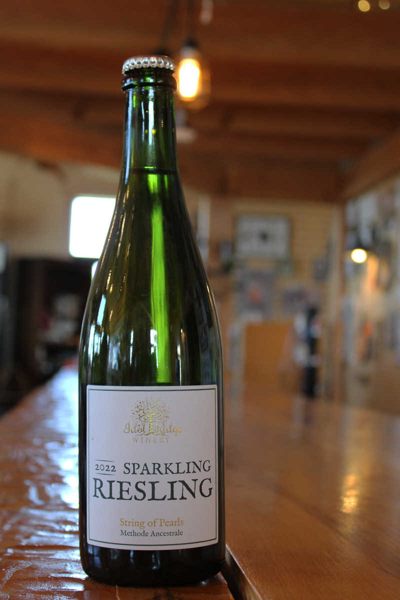 2022 Sparkling Riesling String of Pearls